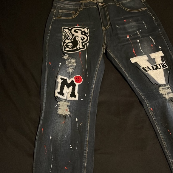 Value - Picture 2 of 4